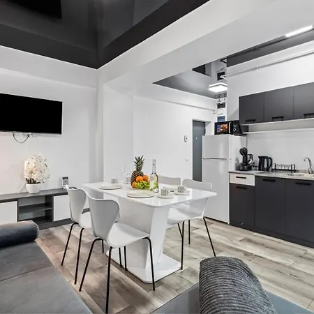 Blue Breeze Apartment